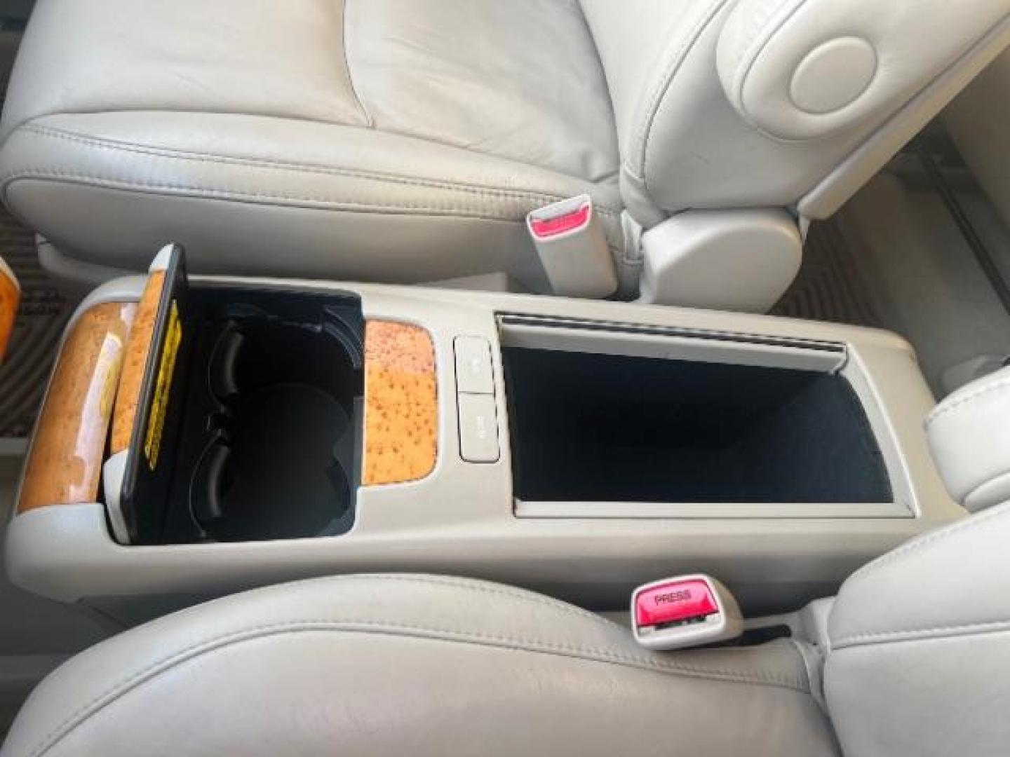 2009 Light Blue /Tan Leather Interior Lexus RX 350 FWD (2T2GK31U99C) , Automatic transmission, located at 1865 East Red Hills Pkwy, St. George, 84770, (435) 628-0023, 37.120850, -113.543640 - Photo#19