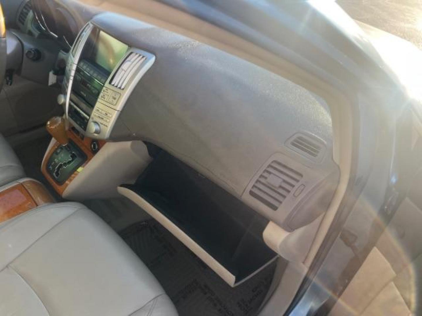 2009 Light Blue /Tan Leather Interior Lexus RX 350 FWD (2T2GK31U99C) , Automatic transmission, located at 1865 East Red Hills Pkwy, St. George, 84770, (435) 628-0023, 37.120850, -113.543640 - Photo#29