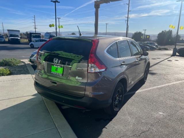 2013 Polished Metal Metallic /Black Honda CR-V LX (5J6RM4H39DL) with an 2.4L I-4 DOHC engine, Automatic transmission, located at 940 North Main Street, Cedar City, UT, 84720, (435) 628-0023, 37.692936, -113.061897 - We specialize in helping ALL people get the best financing available. No matter your credit score, good, bad or none we can get you an amazing rate. Had a bankruptcy, divorce, or repossessions? We give you the green light to get your credit back on the road. Low down and affordable payments that fit - Photo#6