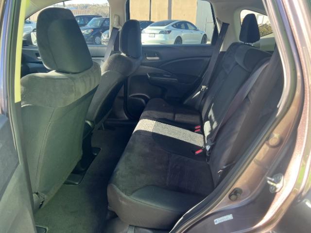 2013 Polished Metal Metallic /Black Honda CR-V LX (5J6RM4H39DL) with an 2.4L I-4 DOHC engine, Automatic transmission, located at 940 North Main Street, Cedar City, UT, 84720, (435) 628-0023, 37.692936, -113.061897 - We specialize in helping ALL people get the best financing available. No matter your credit score, good, bad or none we can get you an amazing rate. Had a bankruptcy, divorce, or repossessions? We give you the green light to get your credit back on the road. Low down and affordable payments that fit - Photo#20