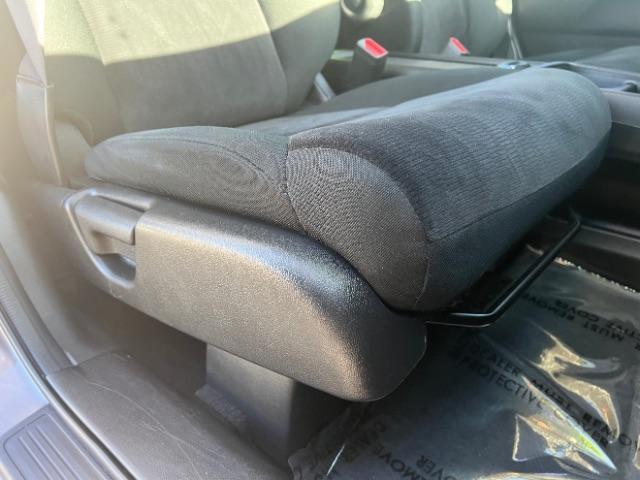 2013 Polished Metal Metallic /Black Honda CR-V LX (5J6RM4H39DL) with an 2.4L I-4 DOHC engine, Automatic transmission, located at 940 North Main Street, Cedar City, UT, 84720, (435) 628-0023, 37.692936, -113.061897 - We specialize in helping ALL people get the best financing available. No matter your credit score, good, bad or none we can get you an amazing rate. Had a bankruptcy, divorce, or repossessions? We give you the green light to get your credit back on the road. Low down and affordable payments that fit - Photo#27