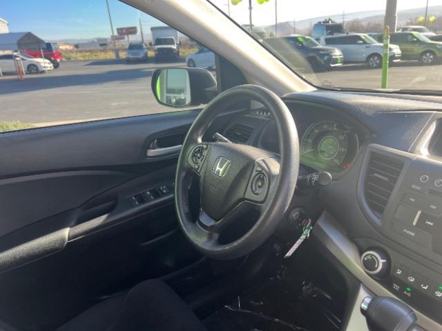2013 Polished Metal Metallic /Black Honda CR-V LX (5J6RM4H39DL) with an 2.4L I-4 DOHC engine, Automatic transmission, located at 940 North Main Street, Cedar City, UT, 84720, (435) 628-0023, 37.692936, -113.061897 - We specialize in helping ALL people get the best financing available. No matter your credit score, good, bad or none we can get you an amazing rate. Had a bankruptcy, divorce, or repossessions? We give you the green light to get your credit back on the road. Low down and affordable payments that fit - Photo#29