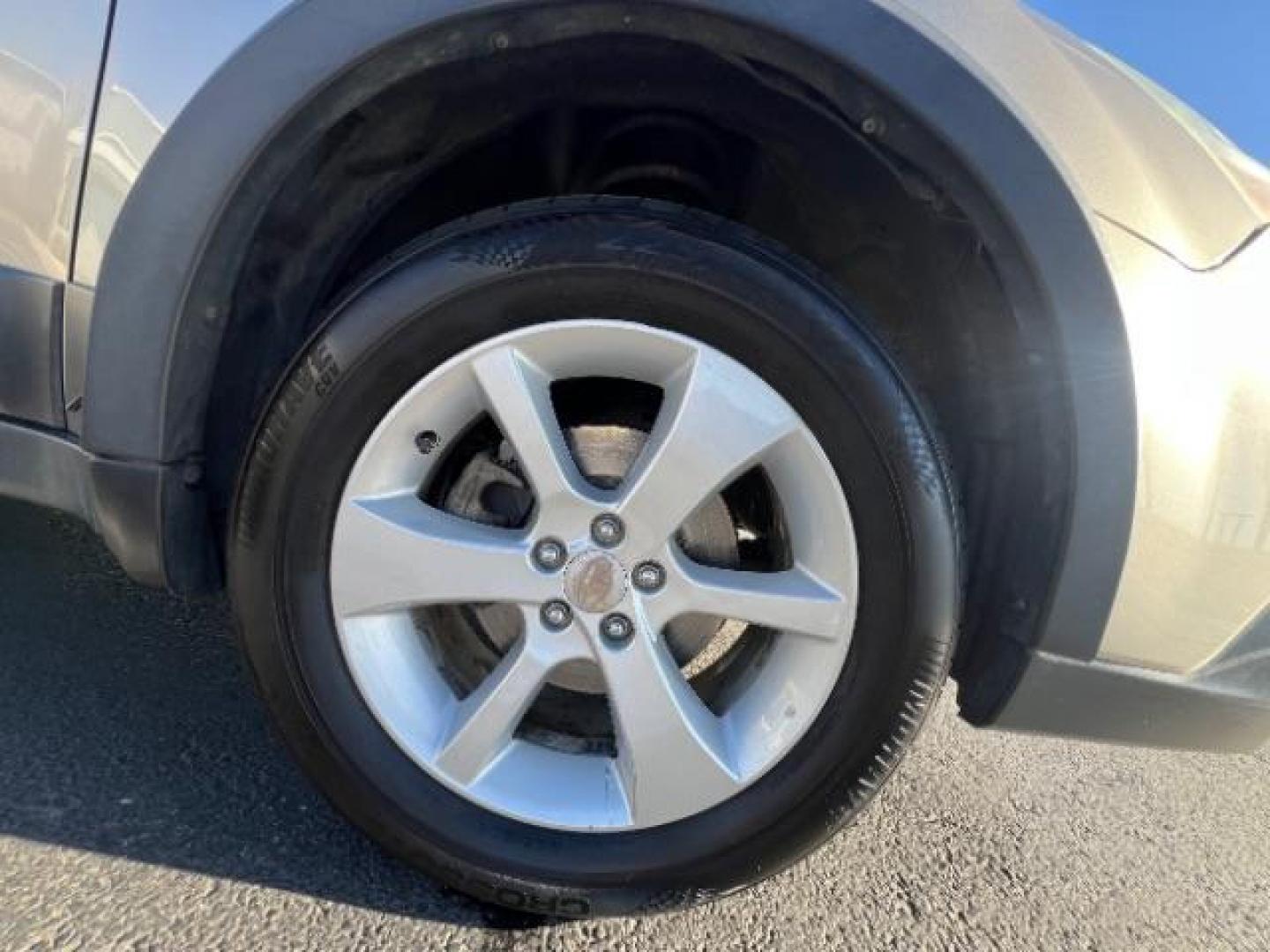 2014 Ice Silver Metallic /Ivory Subaru Outback 2.5i Premium (4S4BRCCC3E3) with an 2.5L H-4 DOHC engine, Automatic transmission, located at 940 North Main Street, Cedar City, UT, 84720, (435) 628-0023, 37.692936, -113.061897 - We specialize in helping ALL people get the best financing available. No matter your credit score, good, bad or none we can get you an amazing rate. Had a bankruptcy, divorce, or repossessions? We give you the green light to get your credit back on the road. Low down and affordable payments that fit - Photo#9