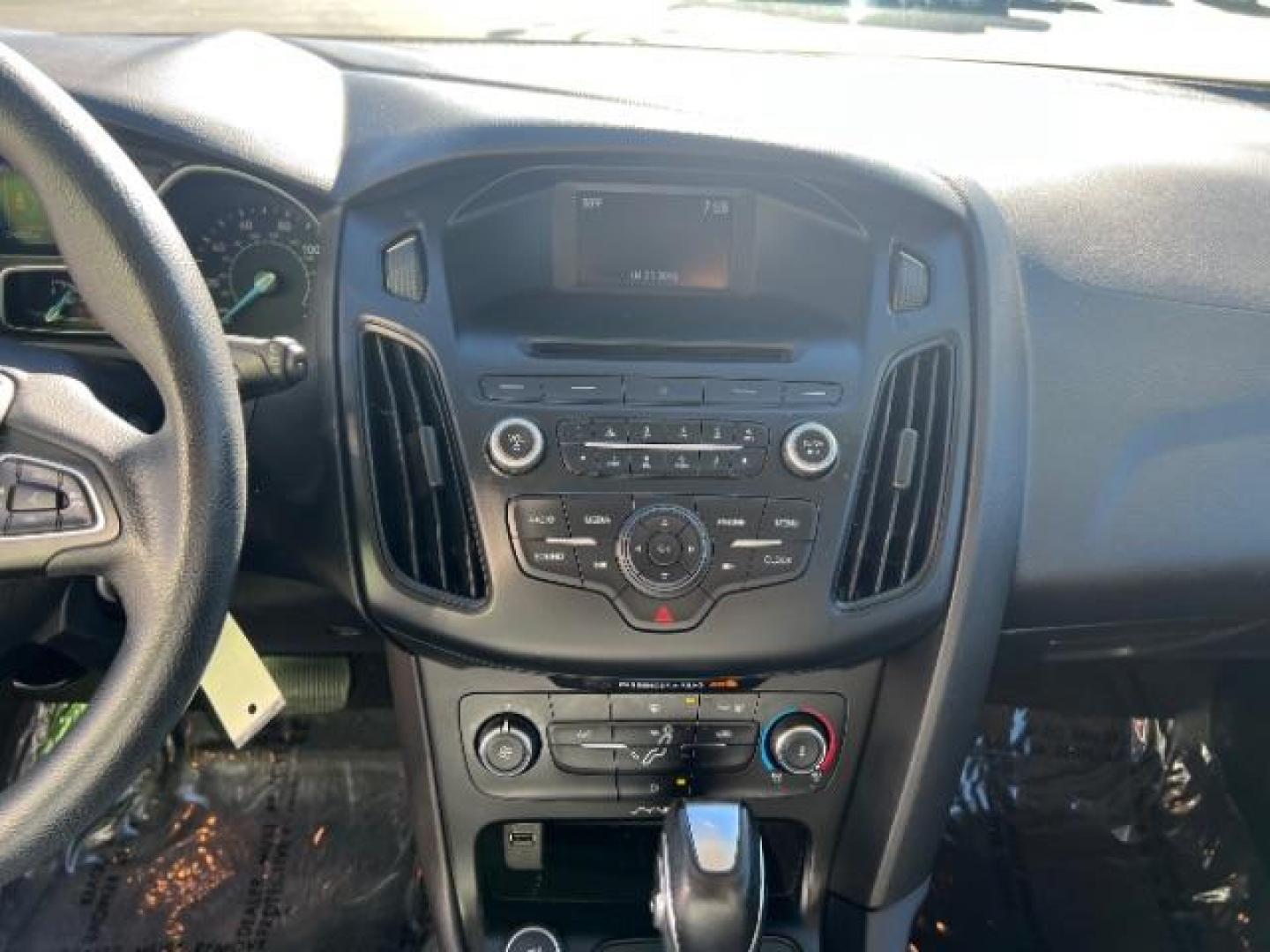 2015 Race Red /Charcoal Black Ford Focus SE (1FADP3K28FL) with an 2L I-4 gasoline direct injection engine, Automatic transmission, located at 1865 East Red Hills Pkwy, St. George, 84770, (435) 628-0023, 37.120850, -113.543640 - We specialize in helping ALL people get the best financing available. No matter your credit score, good, bad or none we can get you an amazing rate. Had a bankruptcy, divorce, or repossessions? We give you the green light to get your credit back on the road. Low down and affordable payments that fit - Photo#17