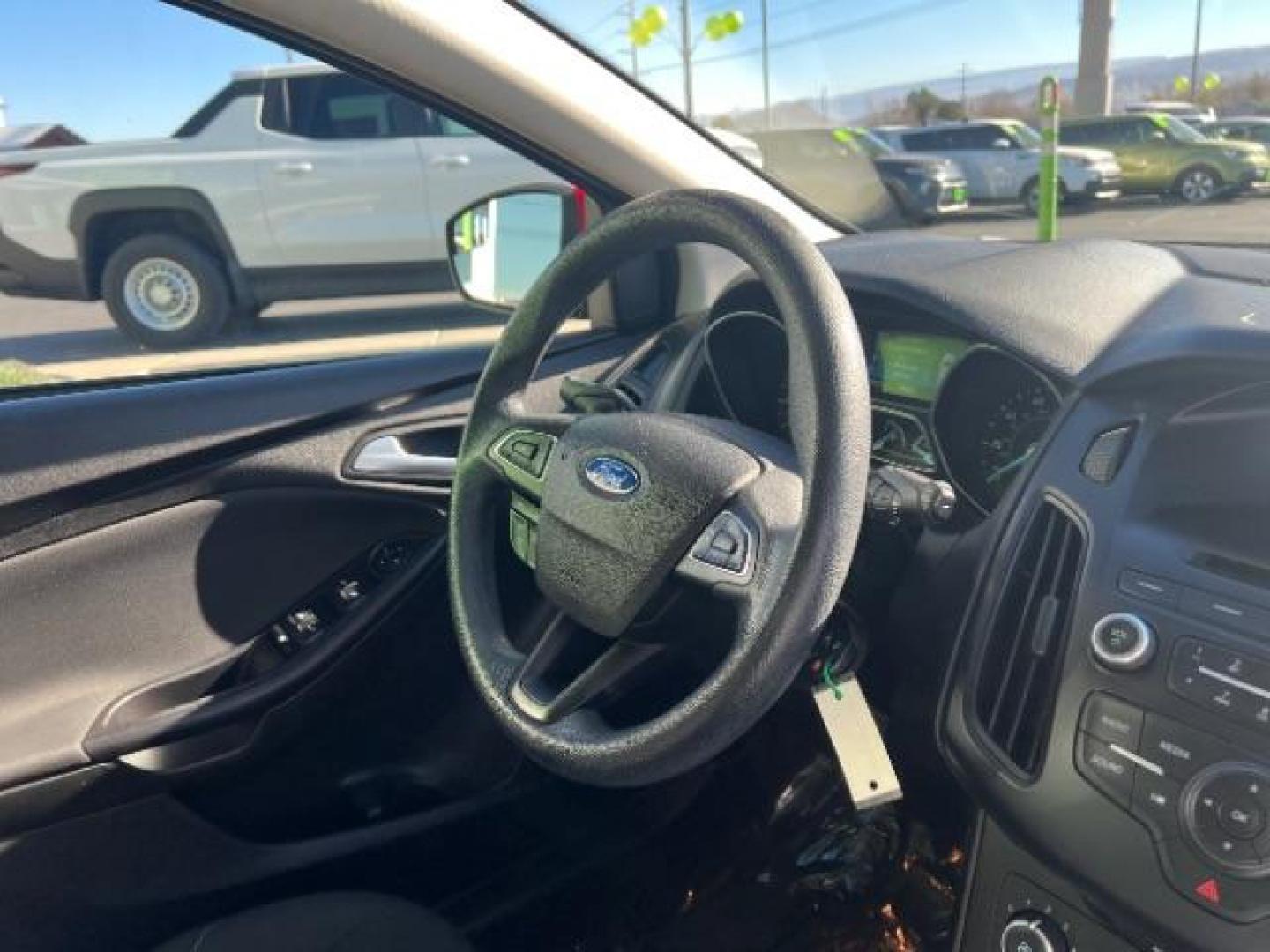 2015 Race Red /Charcoal Black Ford Focus SE (1FADP3K28FL) with an 2L I-4 gasoline direct injection engine, Automatic transmission, located at 1865 East Red Hills Pkwy, St. George, 84770, (435) 628-0023, 37.120850, -113.543640 - We specialize in helping ALL people get the best financing available. No matter your credit score, good, bad or none we can get you an amazing rate. Had a bankruptcy, divorce, or repossessions? We give you the green light to get your credit back on the road. Low down and affordable payments that fit - Photo#29