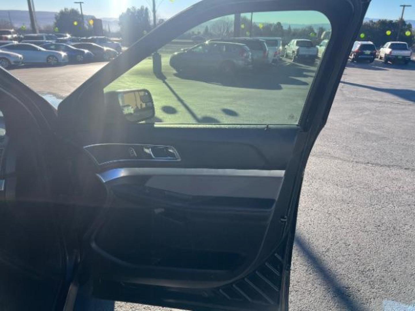 2017 Shadow Black /Ebony Black Ford Explorer XLT (1FM5K8D81HG) with an EcoBoost 2.3L I-4 gasoline direct injection engine, Automatic transmission, located at 940 North Main Street, Cedar City, UT, 84720, (435) 628-0023, 37.692936, -113.061897 - We specialize in helping ALL people get the best financing available. No matter your credit score, good, bad or none we can get you an amazing rate. Had a bankruptcy, divorce, or repossessions? We give you the green light to get your credit back on the road. Low down and affordable payments that fit - Photo#30