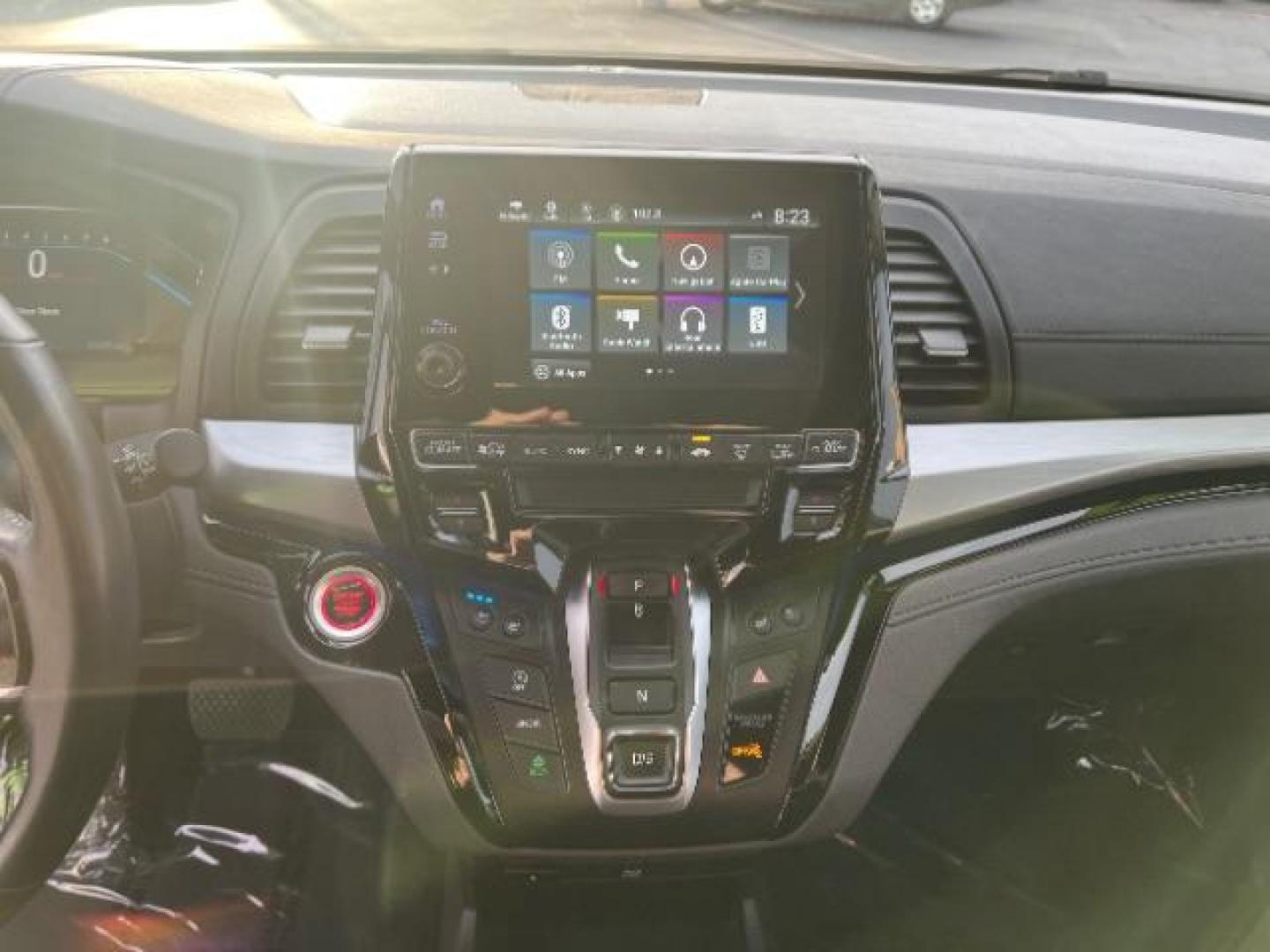 2018 White Diamond Pearl /Gray Honda Odyssey Elite (5FNRL6H92JB) with an 3.5L V-6 gasoline direct injection engine, Automatic transmission, located at 1865 East Red Hills Pkwy, St. George, 84770, (435) 628-0023, 37.120850, -113.543640 - We specialize in helping ALL people get the best financing available. No matter your credit score, good, bad or none we can get you an amazing rate. Had a bankruptcy, divorce, or repossessions? We give you the green light to get your credit back on the road. Low down and affordable payments that fit - Photo#17