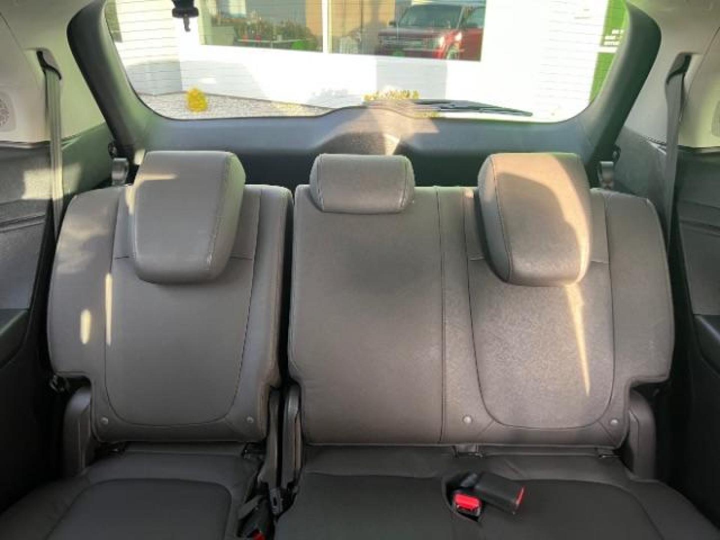 2018 White Diamond Pearl /Gray Honda Odyssey Elite (5FNRL6H92JB) with an 3.5L V-6 gasoline direct injection engine, Automatic transmission, located at 1865 East Red Hills Pkwy, St. George, 84770, (435) 628-0023, 37.120850, -113.543640 - We specialize in helping ALL people get the best financing available. No matter your credit score, good, bad or none we can get you an amazing rate. Had a bankruptcy, divorce, or repossessions? We give you the green light to get your credit back on the road. Low down and affordable payments that fit - Photo#23