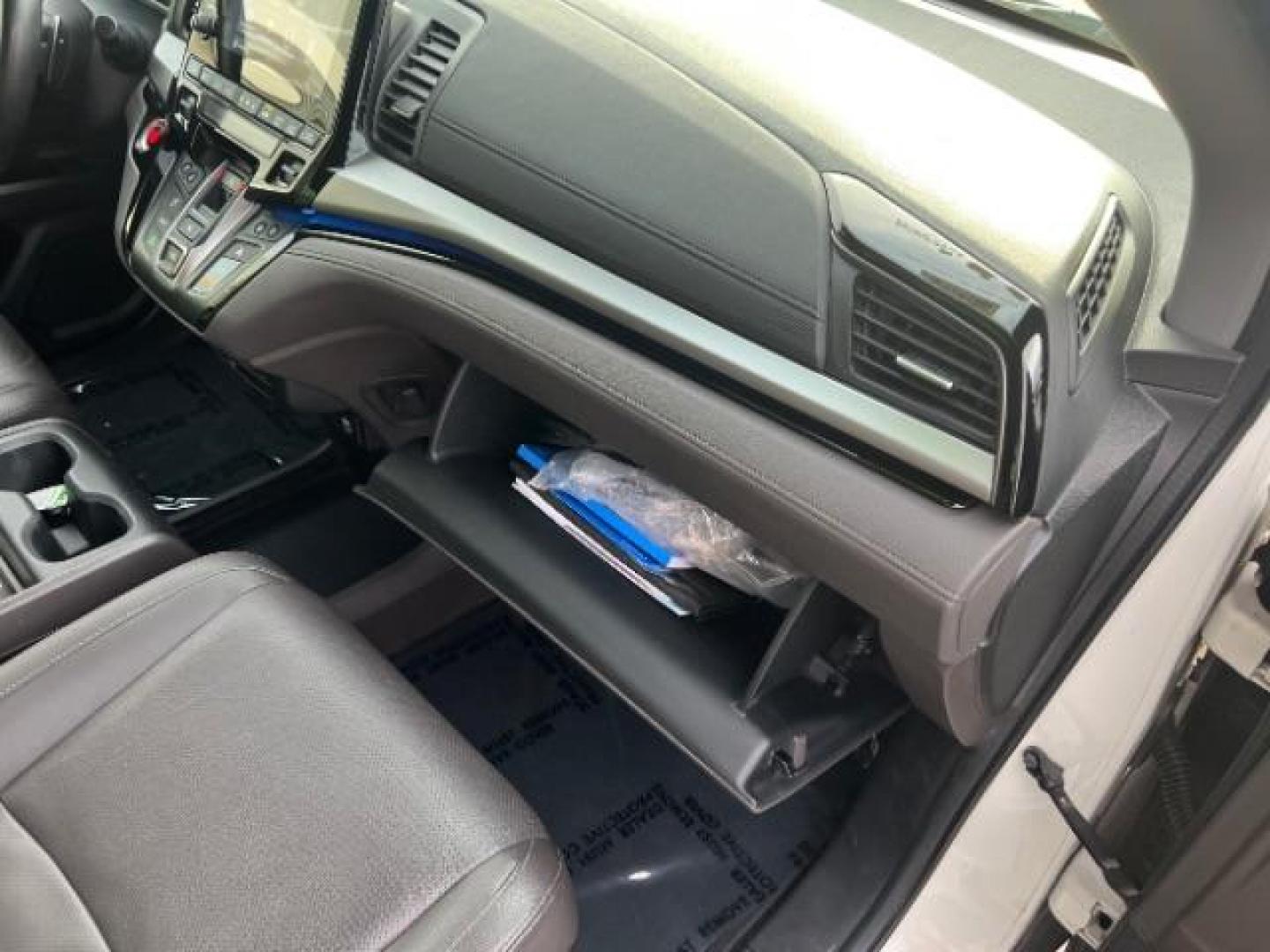 2018 White Diamond Pearl /Gray Honda Odyssey Elite (5FNRL6H92JB) with an 3.5L V-6 gasoline direct injection engine, Automatic transmission, located at 1865 East Red Hills Pkwy, St. George, 84770, (435) 628-0023, 37.120850, -113.543640 - We specialize in helping ALL people get the best financing available. No matter your credit score, good, bad or none we can get you an amazing rate. Had a bankruptcy, divorce, or repossessions? We give you the green light to get your credit back on the road. Low down and affordable payments that fit - Photo#29