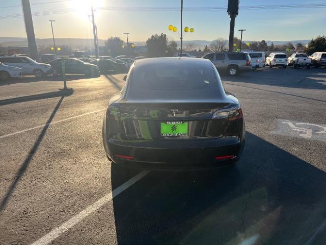 2018 Solid Black /Black Tesla Model 3 Long Range (5YJ3E1EA1JF) with an ELECTRIC engine, Electric transmission, located at 1865 East Red Hills Pkwy, St. George, 84770, (435) 628-0023, 37.120850, -113.543640 - This 2018 Model 3 Long Range has Full Self Driving software paid for! Thats a $8k upgrade that is no longer available to be bought after Feb 14th. Lock in FSD for life. Every Tesla we sell comes with a charger! Excellent condition and very low miles. Gets 272 on a full charge. Has full Tesla warr - Photo#7