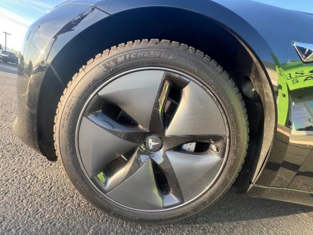 2018 Solid Black /Black Tesla Model 3 Long Range (5YJ3E1EA1JF) with an ELECTRIC engine, Electric transmission, located at 1865 East Red Hills Pkwy, St. George, 84770, (435) 628-0023, 37.120850, -113.543640 - This 2018 Model 3 Long Range has Full Self Driving software paid for! Thats a $8k upgrade that is no longer available to be bought after Feb 14th. Lock in FSD for life. Every Tesla we sell comes with a charger! Excellent condition and very low miles. Gets 272 on a full charge. Has full Tesla warr - Photo#11