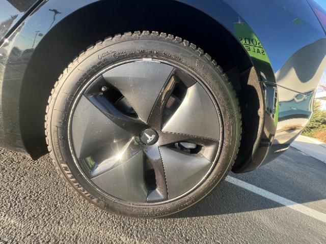 2018 Solid Black /Black Tesla Model 3 Long Range (5YJ3E1EA1JF) with an ELECTRIC engine, Electric transmission, located at 1865 East Red Hills Pkwy, St. George, 84770, (435) 628-0023, 37.120850, -113.543640 - This 2018 Model 3 Long Range has Full Self Driving software paid for! Thats a $8k upgrade that is no longer available to be bought after Feb 14th. Lock in FSD for life. Every Tesla we sell comes with a charger! Excellent condition and very low miles. Gets 272 on a full charge. Has full Tesla warr - Photo#12