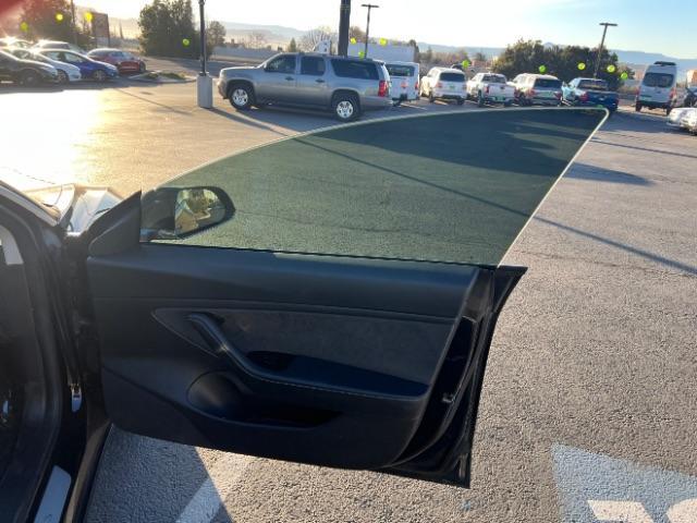 2018 Solid Black /Black Tesla Model 3 Long Range (5YJ3E1EA1JF) with an ELECTRIC engine, Electric transmission, located at 1865 East Red Hills Pkwy, St. George, 84770, (435) 628-0023, 37.120850, -113.543640 - This 2018 Model 3 Long Range has Full Self Driving software paid for! Thats a $8k upgrade that is no longer available to be bought after Feb 14th. Lock in FSD for life. Every Tesla we sell comes with a charger! Excellent condition and very low miles. Gets 272 on a full charge. Has full Tesla warr - Photo#27