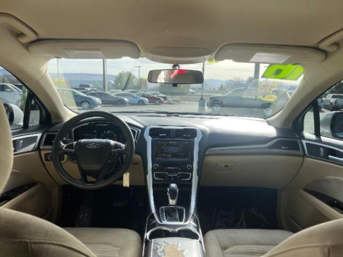 2016 Oxford White /Dune Ford Fusion SE (3FA6P0H79GR) with an Duratec 2.5L I-4 DOHC engine, Automatic transmission, located at 1865 East Red Hills Pkwy, St. George, 84770, (435) 628-0023, 37.120850, -113.543640 - We specialize in helping ALL people get the best financing available. No matter your credit score, good, bad or none we can get you an amazing rate. Had a bankruptcy, divorce, or repossessions? We give you the green light to get your credit back on the road. Low down and affordable payments that fit - Photo#23