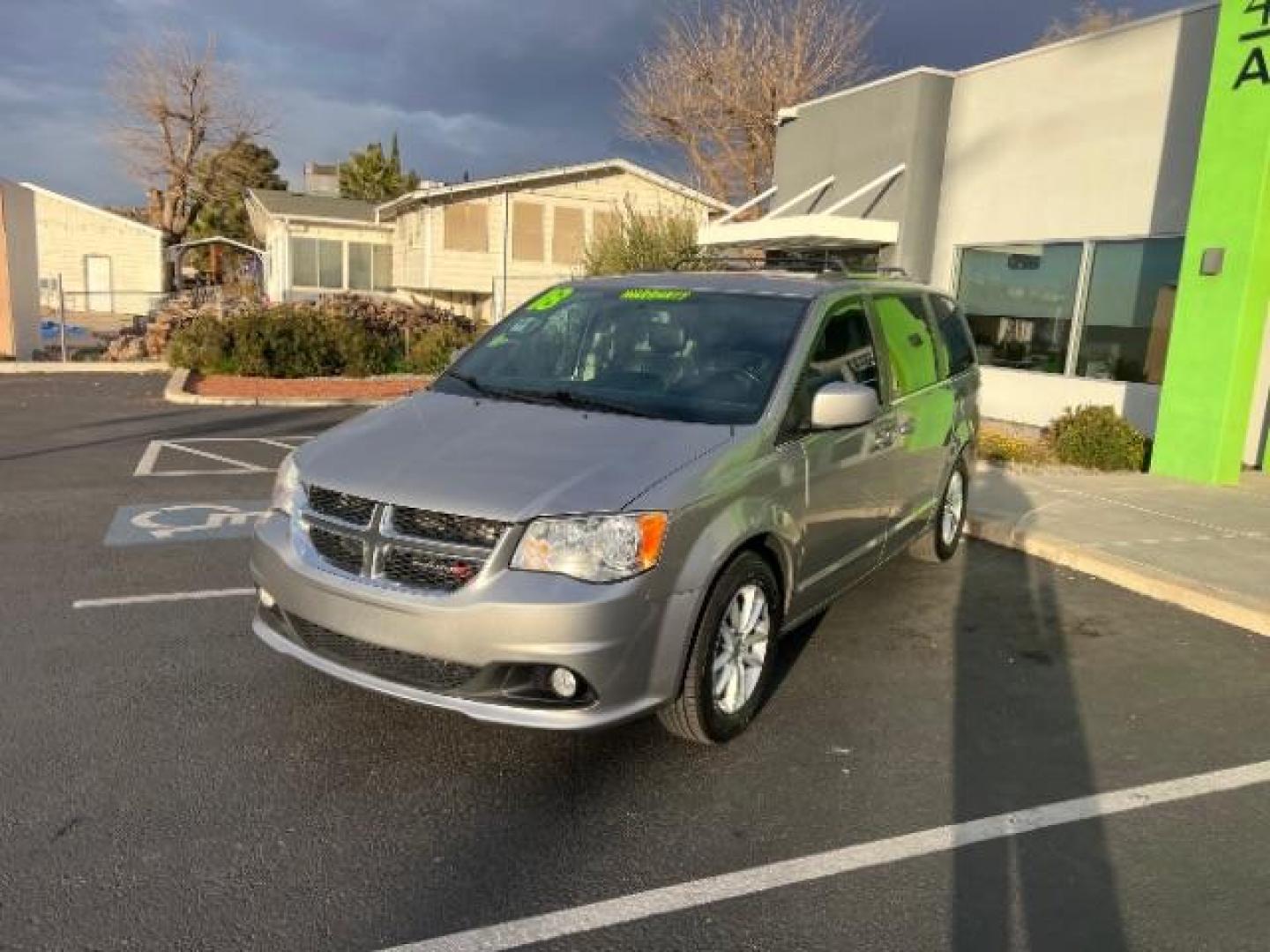 2018 Silver /Black Leather Interior Dodge Grand Caravan SXT (2C4RDGCGXJR) with an 3.6L V6 DOHC 24V engine, 6-Speed Automatic transmission, located at 940 North Main Street, Cedar City, UT, 84720, (435) 628-0023, 37.692936, -113.061897 - We specialize in helping ALL people get the best financing available. No matter your credit score, good, bad or none we can get you an amazing rate. Had a bankruptcy, divorce, or repossessions? We give you the green light to get your credit back on the road. Low down and affordable payments that fit - Photo#2