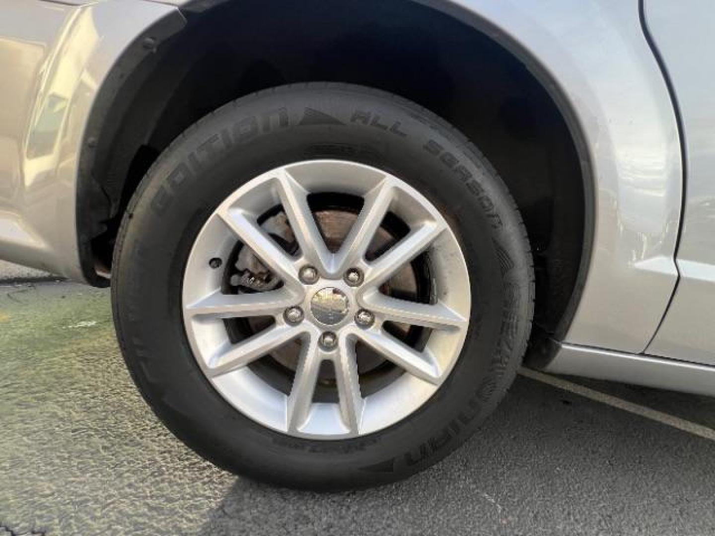 2018 Silver /Black Leather Interior Dodge Grand Caravan SXT (2C4RDGCGXJR) with an 3.6L V6 DOHC 24V engine, 6-Speed Automatic transmission, located at 940 North Main Street, Cedar City, UT, 84720, (435) 628-0023, 37.692936, -113.061897 - We specialize in helping ALL people get the best financing available. No matter your credit score, good, bad or none we can get you an amazing rate. Had a bankruptcy, divorce, or repossessions? We give you the green light to get your credit back on the road. Low down and affordable payments that fit - Photo#11