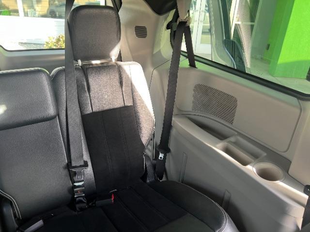 2018 Silver /Black Leather Interior Dodge Grand Caravan SXT (2C4RDGCGXJR) with an 3.6L V6 DOHC 24V engine, 6-Speed Automatic transmission, located at 940 North Main Street, Cedar City, UT, 84720, (435) 628-0023, 37.692936, -113.061897 - We specialize in helping ALL people get the best financing available. No matter your credit score, good, bad or none we can get you an amazing rate. Had a bankruptcy, divorce, or repossessions? We give you the green light to get your credit back on the road. Low down and affordable payments that fit - Photo#23