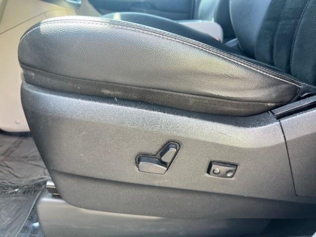 2018 Silver /BLACK LEATEHR Dodge Grand Caravan SXT (2C4RDGCGXJR) with an 3.6L V6 DOHC 24V engine, 6-Speed Automatic transmission, located at 1865 East Red Hills Pkwy, St. George, 84770, (435) 628-0023, 37.120850, -113.543640 - Need sliding doors and seating for the whole crew? This Silver 2018 Dodge Grand Caravan SXT brings a 3.6L V6, 6-speed automatic, front-wheel drive, and black leather - the practical family van Southern Utah households still rely on. We specialize in in-house financing and work with all credit types- Photo#13