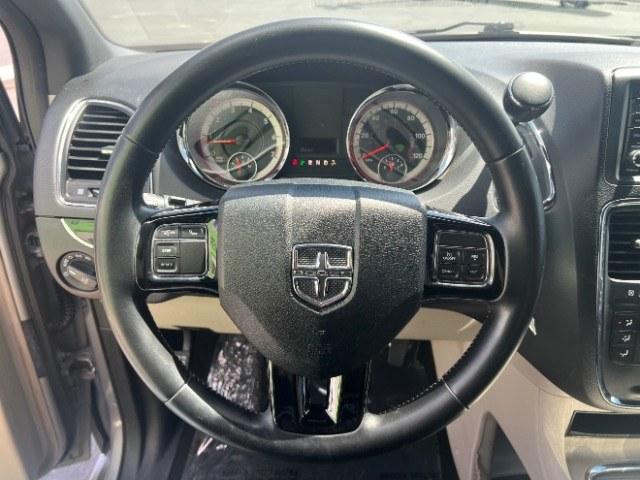2018 Silver /BLACK LEATEHR Dodge Grand Caravan SXT (2C4RDGCGXJR) with an 3.6L V6 DOHC 24V engine, 6-Speed Automatic transmission, located at 1865 East Red Hills Pkwy, St. George, 84770, (435) 628-0023, 37.120850, -113.543640 - Need sliding doors and seating for the whole crew? This Silver 2018 Dodge Grand Caravan SXT brings a 3.6L V6, 6-speed automatic, front-wheel drive, and black leather - the practical family van Southern Utah households still rely on. We specialize in in-house financing and work with all credit types- Photo#15