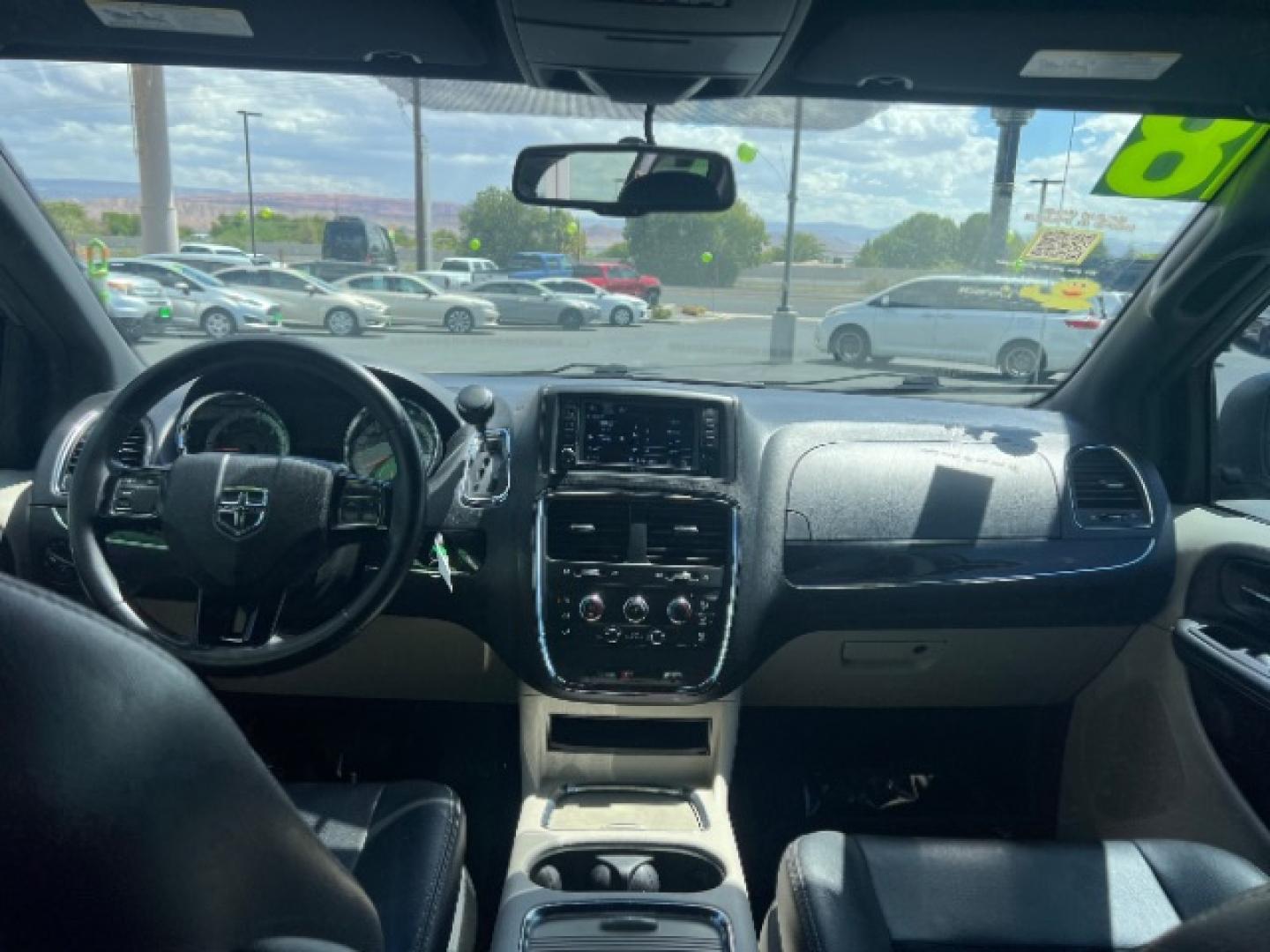 2018 Silver /BLACK LEATEHR Dodge Grand Caravan SXT (2C4RDGCGXJR) with an 3.6L V6 DOHC 24V engine, 6-Speed Automatic transmission, located at 1865 East Red Hills Pkwy, St. George, 84770, (435) 628-0023, 37.120850, -113.543640 - Versatile Southern Utah travel starts with this 2018 Dodge Grand Caravan SXT. Its 3.6L V6 engine, 6-speed automatic transmission, and front-wheel drive make it a smart fit for family trips, school runs, and road adventures. With 115895 miles, this Grand Caravan is ready for its next adventure. The- Photo#20