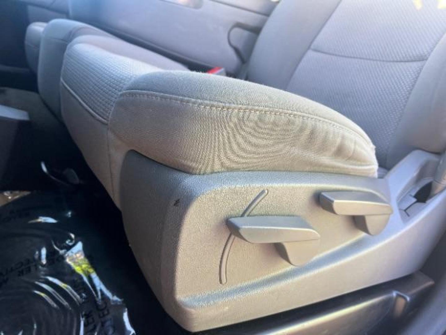 2017 Deep Ocean Blue Metallic /Dark Ash/Jet Black Chevrolet Silverado 1500 LS (1GCVKNEH1HZ) with an EcoTec3 4.3L V-6 gasoline direct injection engine, Automatic transmission, located at 1865 East Red Hills Pkwy, St. George, 84770, (435) 628-0023, 37.120850, -113.543640 - We specialize in helping ALL people get the best financing available. No matter your credit score, good, bad or none we can get you an amazing rate. Had a bankruptcy, divorce, or repossessions? We give you the green light to get your credit back on the road. Low down and affordable payments that fit - Photo#13