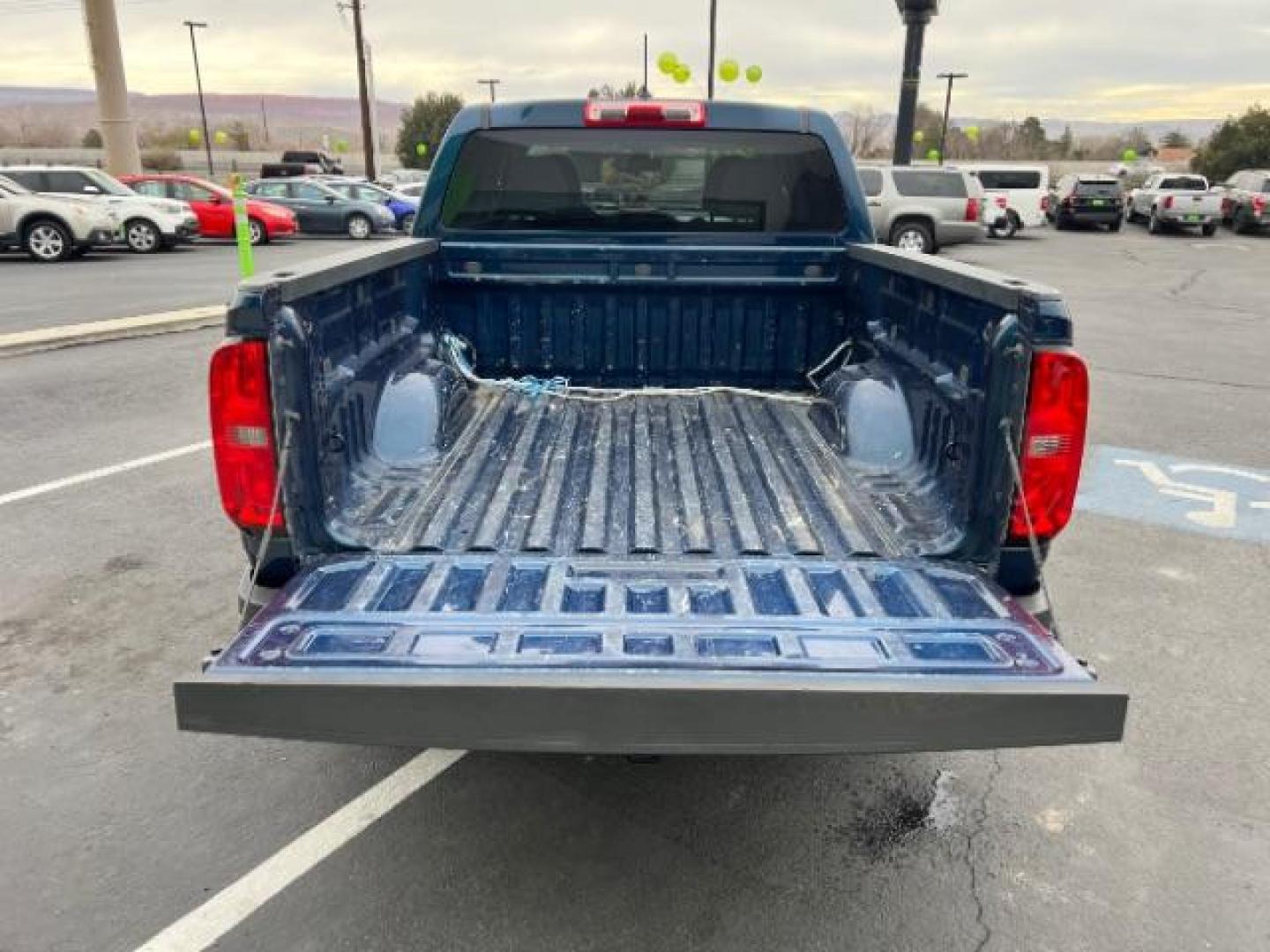 2020 Pacific Blue Metallic /Jet Black/Dark Ash Chevrolet Colorado 2WD Crew Cab Short Box WT (1GCGSBEN0L1) with an 2.5L I-4 gasoline direct injection engine, Automatic transmission, located at 1865 East Red Hills Pkwy, St. George, 84770, (435) 628-0023, 37.120850, -113.543640 - We specialize in helping ALL people get the best financing available. No matter your credit score, good, bad or none we can get you an amazing rate. Had a bankruptcy, divorce, or repossessions? We give you the green light to get your credit back on the road. Low down and affordable payments that fit - Photo#23