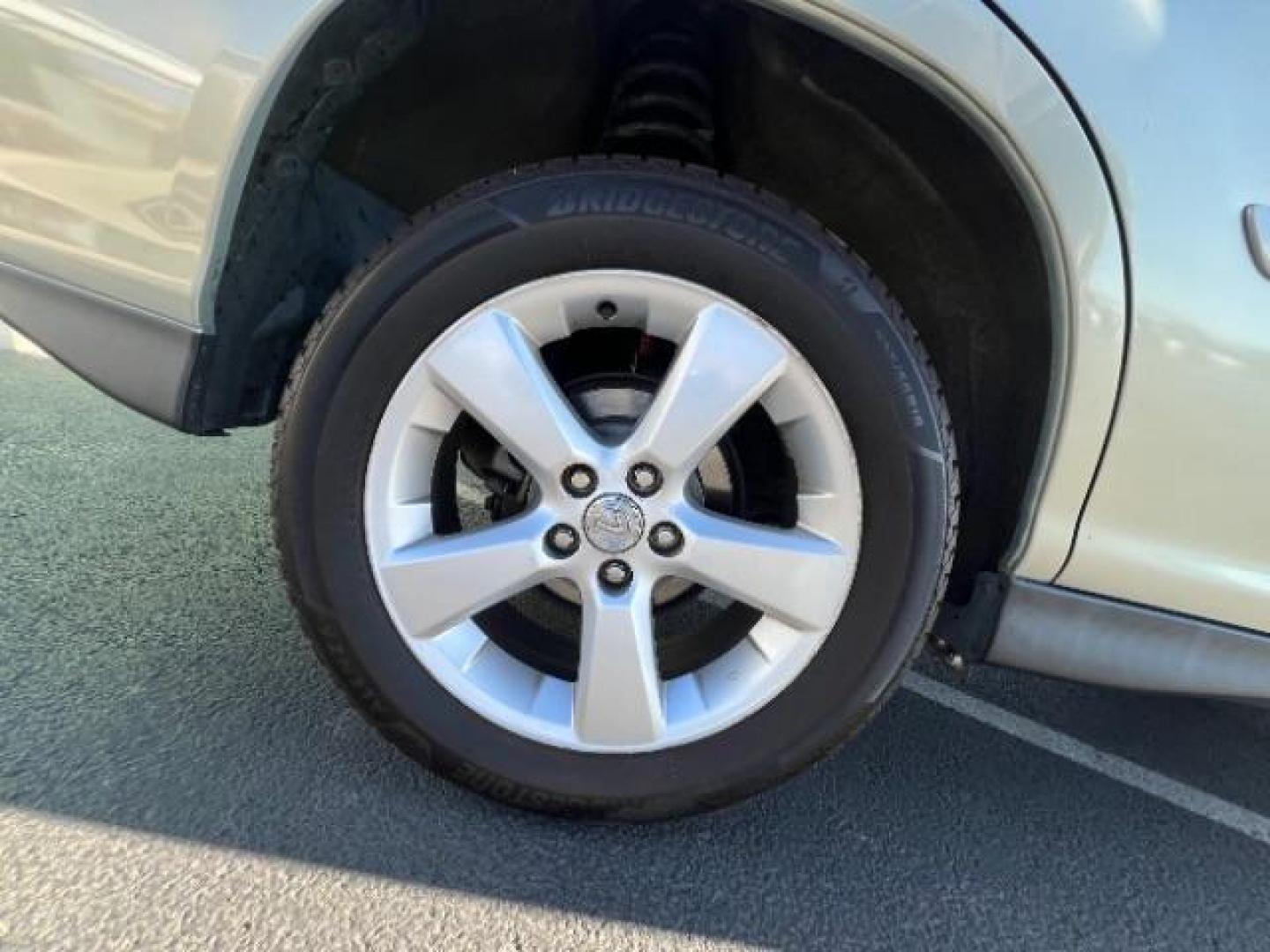 2006 Silver /Tan Leather Interior Lexus RX 330 FWD (JTJGA31U860) , Automatic transmission, located at 1865 East Red Hills Pkwy, St. George, 84770, (435) 628-0023, 37.120850, -113.543640 - We specialize in helping ALL people get the best financing available. No matter your credit score, good, bad or none we can get you an amazing rate. Had a bankruptcy, divorce, or repossessions? We give you the green light to get your credit back on the road. Low down and affordable payments that fit - Photo#8