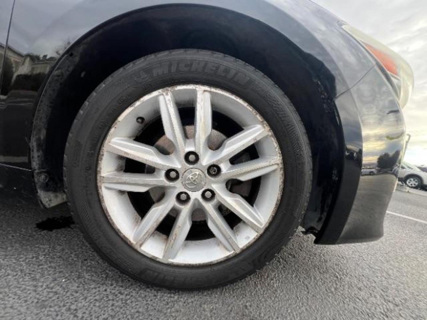 2015 Attitude Black /Black Toyota Avalon XLE Premium (4T1BK1EB3FU) with an 3.5L V-6 DOHC engine, Automatic transmission, located at 1865 East Red Hills Pkwy, St. George, 84770, (435) 628-0023, 37.120850, -113.543640 - Photo#9