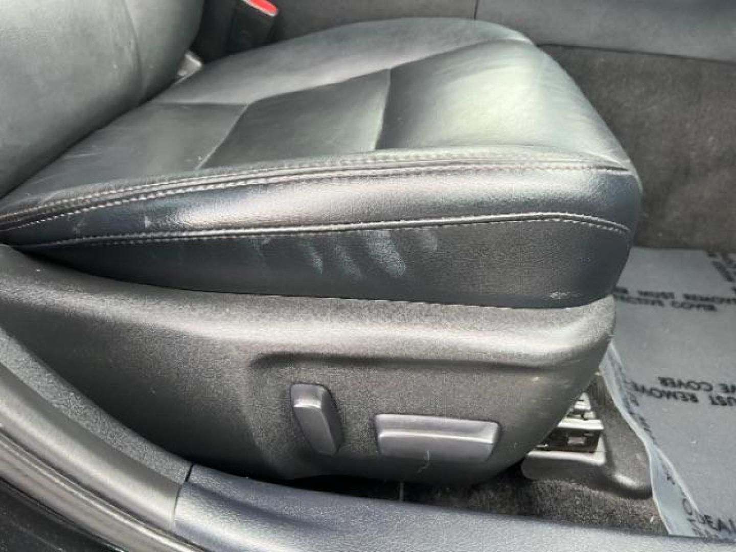 2015 Attitude Black /Black Toyota Avalon XLE Premium (4T1BK1EB3FU) with an 3.5L V-6 DOHC engine, Automatic transmission, located at 1865 East Red Hills Pkwy, St. George, 84770, (435) 628-0023, 37.120850, -113.543640 - Photo#28