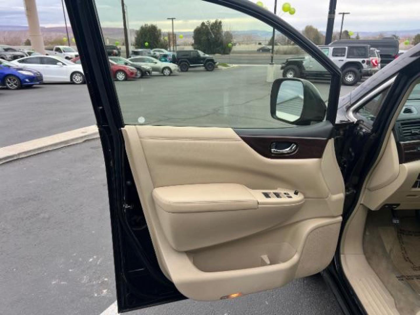 2014 Super Black /Beige Nissan Quest SV (JN8AE2KP7E9) with an VQ 3.5L V-6 DOHC engine, AUTOMATIC transmission, located at 1865 East Red Hills Pkwy, St. George, 84770, (435) 628-0023, 37.120850, -113.543640 - We specialize in helping ALL people get the best financing available. No matter your credit score, good, bad or none we can get you an amazing rate. Had a bankruptcy, divorce, or repossessions? We give you the green light to get your credit back on the road. Low down and affordable payments that fit - Photo#12