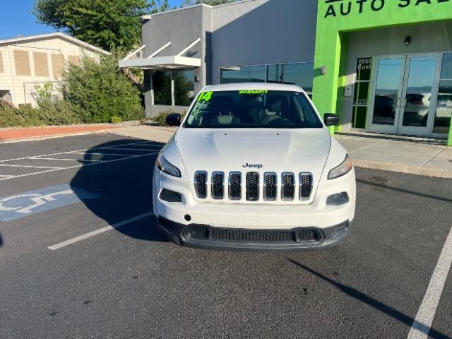 2014 Bright White Clearcoat /Black/Iceland Gray Jeep Cherokee Sport (1C4PJLAB6EW) with an MultiAir2 Tigershark 2.4L I-4 variable valve contr engine, Automatic transmission, located at 940 North Main Street, Cedar City, UT, 84720, (435) 628-0023, 37.692936, -113.061897 - We specialize in helping ALL people get the best financing available. No matter your credit score, good, bad or none we can get you an amazing rate. Had a bankruptcy, divorce, or repossessions? We give you the green light to get your credit back on the road. Low down and affordable payments that fit - Photo#1