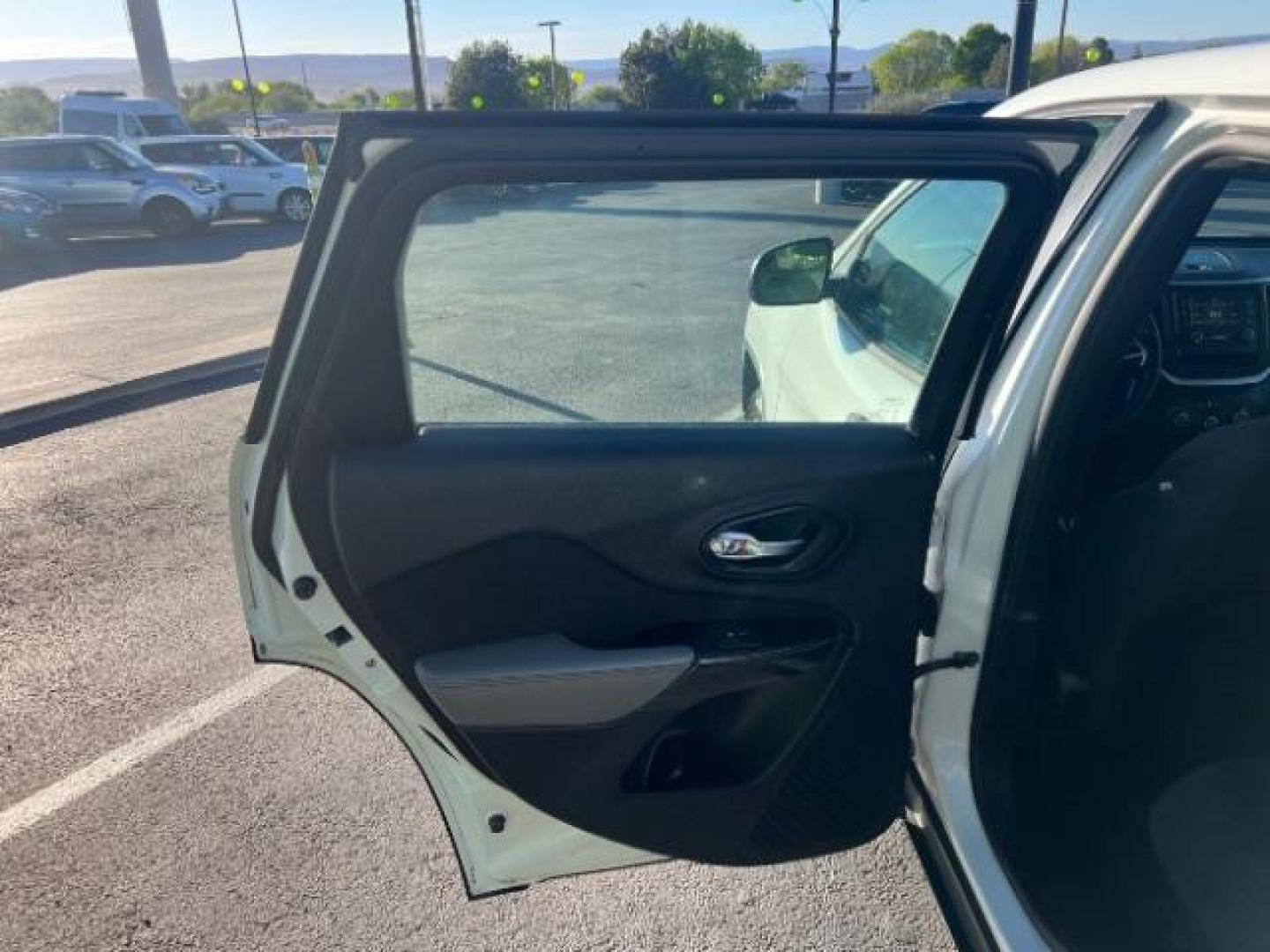 2014 Bright White Clearcoat /Black/Iceland Gray Jeep Cherokee Sport (1C4PJLAB6EW) with an MultiAir2 Tigershark 2.4L I-4 variable valve contr engine, Automatic transmission, located at 940 North Main Street, Cedar City, UT, 84720, (435) 628-0023, 37.692936, -113.061897 - We specialize in helping ALL people get the best financing available. No matter your credit score, good, bad or none we can get you an amazing rate. Had a bankruptcy, divorce, or repossessions? We give you the green light to get your credit back on the road. Low down and affordable payments that fit - Photo#20