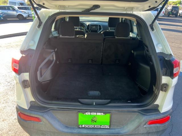 2014 Bright White Clearcoat /Black/Iceland Gray Jeep Cherokee Sport (1C4PJLAB6EW) with an MultiAir2 Tigershark 2.4L I-4 variable valve contr engine, Automatic transmission, located at 940 North Main Street, Cedar City, UT, 84720, (435) 628-0023, 37.692936, -113.061897 - We specialize in helping ALL people get the best financing available. No matter your credit score, good, bad or none we can get you an amazing rate. Had a bankruptcy, divorce, or repossessions? We give you the green light to get your credit back on the road. Low down and affordable payments that fit - Photo#23