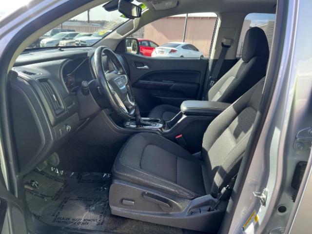 2015 Quicksilver Metallic /Jet Black GMC Canyon SLE (1GTG5BE33F1) with an 3.6L V-6 gasoline direct injection engine, Automatic transmission, located at 1865 East Red Hills Pkwy, St. George, 84770, (435) 628-0023, 37.120850, -113.543640 - We specialize in helping ALL people get the best financing available. No matter your credit score, good, bad or none we can get you an amazing rate. Had a bankruptcy, divorce, or repossessions? We give you the green light to get your credit back on the road. Low down and affordable payments that fit - Photo#14