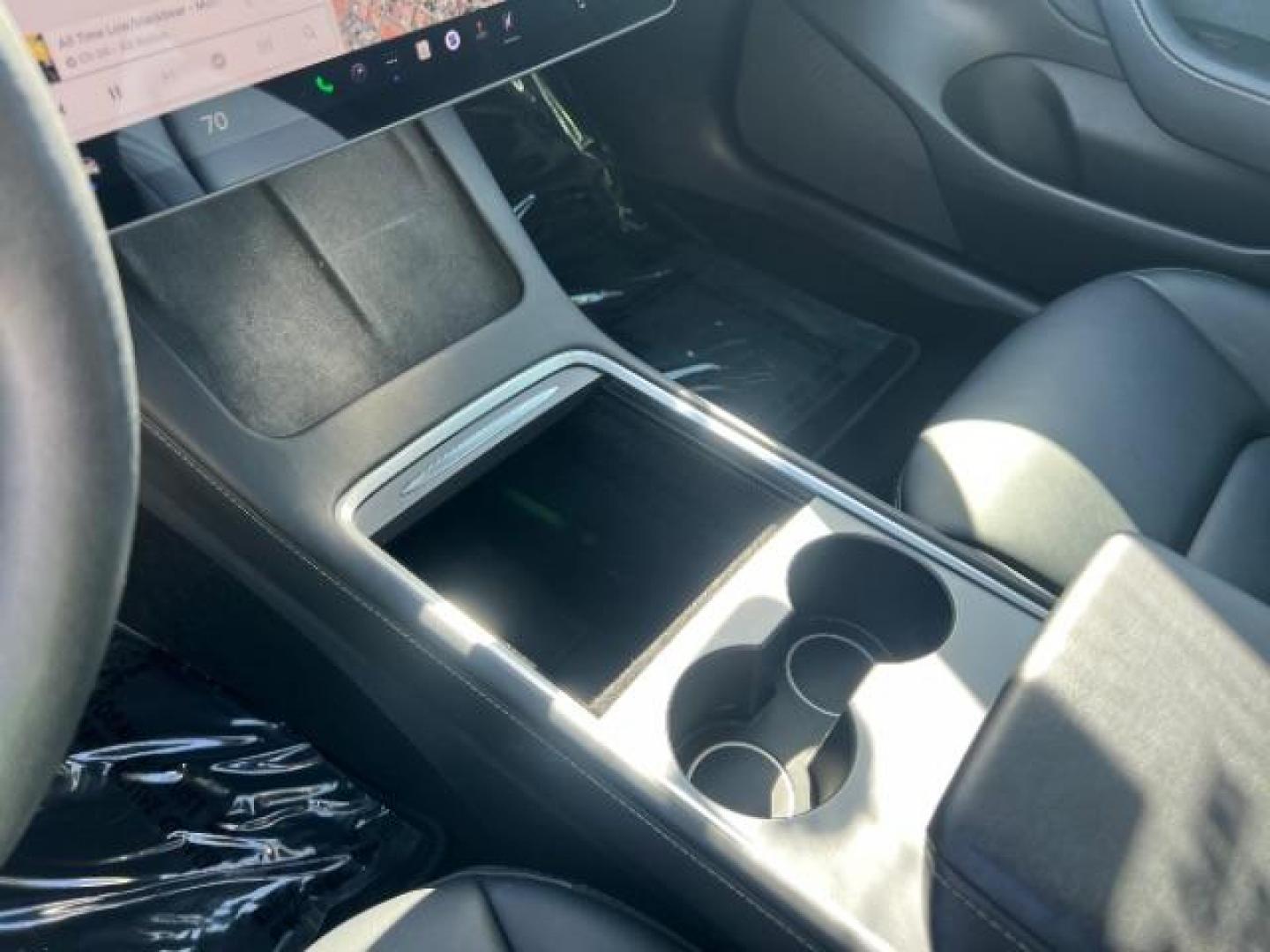 2022 Pearl White Multi-Coat /Black Tesla Model 3 Long Range Dual Motor All-Wheel Drive (5YJ3E1EBXNF) with an ELECTRIC engine, Automatic transmission, located at 1865 East Red Hills Pkwy, St. George, 84770, (435) 628-0023, 37.120850, -113.543640 - Excellent condition Tesla Model 3 Long range AWD with FULL SELF DRIVING subscription paid for. ($8 software unlock that will no longer be available to buy after Feb 14th) Lock in your FSD ownership now. Also, be to first in line to upgrade from HW3 to HW4 when Tesla makes the upgrade available as p - Photo#18