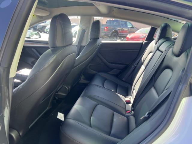 2022 Pearl White Multi-Coat /Black Tesla Model 3 Long Range Dual Motor All-Wheel Drive (5YJ3E1EBXNF) with an ELECTRIC engine, Automatic transmission, located at 1865 East Red Hills Pkwy, St. George, 84770, (435) 628-0023, 37.120850, -113.543640 - Excellent condition Tesla Model 3 Long range AWD with FULL SELF DRIVING subscription paid for. ($8 software unlock that will no longer be available to buy after Feb 14th) Lock in your FSD ownership now. Also, be to first in line to upgrade from HW3 to HW4 when Tesla makes the upgrade available as p - Photo#21