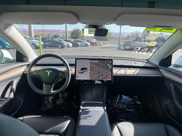 2022 Pearl White Multi-Coat /Black Tesla Model 3 Long Range Dual Motor All-Wheel Drive (5YJ3E1EBXNF) with an ELECTRIC engine, Automatic transmission, located at 1865 East Red Hills Pkwy, St. George, 84770, (435) 628-0023, 37.120850, -113.543640 - Excellent condition Tesla Model 3 Long range AWD with FULL SELF DRIVING subscription paid for. ($8 software unlock that will no longer be available to buy after Feb 14th) Lock in your FSD ownership now. Also, be to first in line to upgrade from HW3 to HW4 when Tesla makes the upgrade available as p - Photo#23