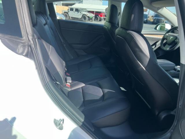 2022 Pearl White Multi-Coat /Black Tesla Model 3 Long Range Dual Motor All-Wheel Drive (5YJ3E1EBXNF) with an ELECTRIC engine, Automatic transmission, located at 1865 East Red Hills Pkwy, St. George, 84770, (435) 628-0023, 37.120850, -113.543640 - Excellent condition Tesla Model 3 Long range AWD with FULL SELF DRIVING subscription paid for. ($8 software unlock that will no longer be available to buy after Feb 14th) Lock in your FSD ownership now. Also, be to first in line to upgrade from HW3 to HW4 when Tesla makes the upgrade available as p - Photo#26