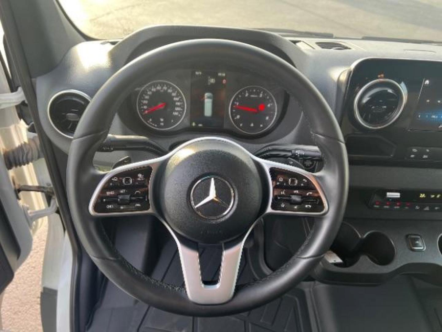 2024 Arctic White /Black Mercedes-Benz Sprinter 2500 Standard Roof 4-Cyl Diesel (W1Z4KFHY1RP) with an 2L I-4 diesel direct injection engine, Automatic transmission, located at 1865 East Red Hills Pkwy, St. George, 84770, (435) 628-0023, 37.120850, -113.543640 - Photo#15