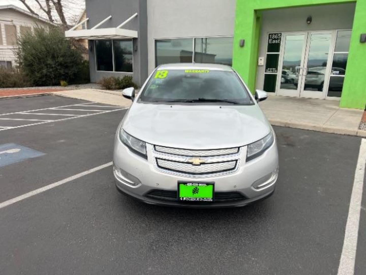 2013 Silver /Black Chevrolet Volt Premium w/ Navigation and LEP (1G1RH6E44DU) with an Plug-In Hybrid engine, Automatic transmission, located at 940 North Main Street, Cedar City, UT, 84720, (435) 628-0023, 37.692936, -113.061897 - We specialize in helping ALL people get the best financing available. No matter your credit score, good, bad or none we can get you an amazing rate. Had a bankruptcy, divorce, or repossessions? We give you the green light to get your credit back on the road. Low down and affordable payments that fit - Photo#1
