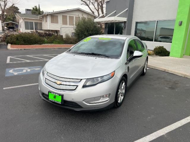 2013 Silver /Black Chevrolet Volt Premium w/ Navigation and LEP (1G1RH6E44DU) with an Plug-In Hybrid engine, Automatic transmission, located at 1865 East Red Hills Pkwy, St. George, 84770, (435) 628-0023, 37.120850, -113.543640 - We specialize in helping ALL people get the best financing available. No matter your credit score, good, bad or none we can get you an amazing rate. Had a bankruptcy, divorce, or repossessions? We give you the green light to get your credit back on the road. Low down and affordable payments that fit - Photo#2