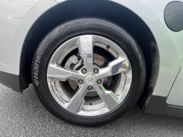 2013 Silver /Black Chevrolet Volt Premium w/ Navigation and LEP (1G1RH6E44DU) with an Plug-In Hybrid engine, Automatic transmission, located at 1865 East Red Hills Pkwy, St. George, 84770, (435) 628-0023, 37.120850, -113.543640 - We specialize in helping ALL people get the best financing available. No matter your credit score, good, bad or none we can get you an amazing rate. Had a bankruptcy, divorce, or repossessions? We give you the green light to get your credit back on the road. Low down and affordable payments that fit - Photo#11