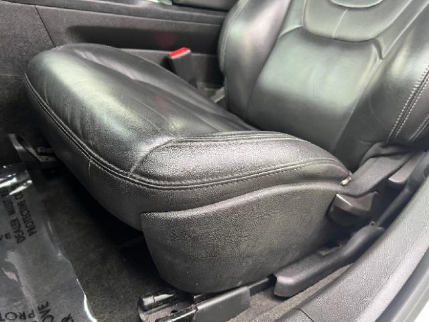 2013 Silver /Black Chevrolet Volt Premium w/ Navigation and LEP (1G1RH6E44DU) with an Plug-In Hybrid engine, Automatic transmission, located at 940 North Main Street, Cedar City, UT, 84720, (435) 628-0023, 37.692936, -113.061897 - We specialize in helping ALL people get the best financing available. No matter your credit score, good, bad or none we can get you an amazing rate. Had a bankruptcy, divorce, or repossessions? We give you the green light to get your credit back on the road. Low down and affordable payments that fit - Photo#13