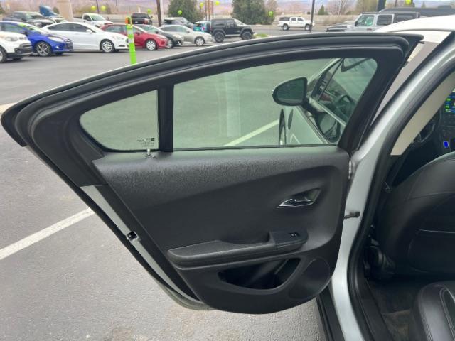 2013 Silver /Black Chevrolet Volt Premium w/ Navigation and LEP (1G1RH6E44DU) with an Plug-In Hybrid engine, Automatic transmission, located at 1865 East Red Hills Pkwy, St. George, 84770, (435) 628-0023, 37.120850, -113.543640 - We specialize in helping ALL people get the best financing available. No matter your credit score, good, bad or none we can get you an amazing rate. Had a bankruptcy, divorce, or repossessions? We give you the green light to get your credit back on the road. Low down and affordable payments that fit - Photo#20