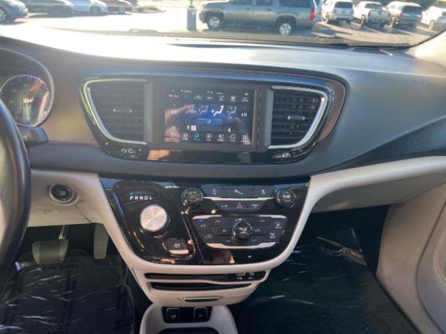 2018 Bright White Clearcoat /Black/Alloy Chrysler Pacifica Touring L (2C4RC1BG5JR) with an 3.6L V-6 DOHC engine, Automatic transmission, located at 940 North Main Street, Cedar City, UT, 84720, (435) 628-0023, 37.692936, -113.061897 - We specialize in helping ALL people get the best financing available. No matter your credit score, good, bad or none we can get you an amazing rate. Had a bankruptcy, divorce, or repossessions? We give you the green light to get your credit back on the road. Low down and affordable payments that fit - Photo#17