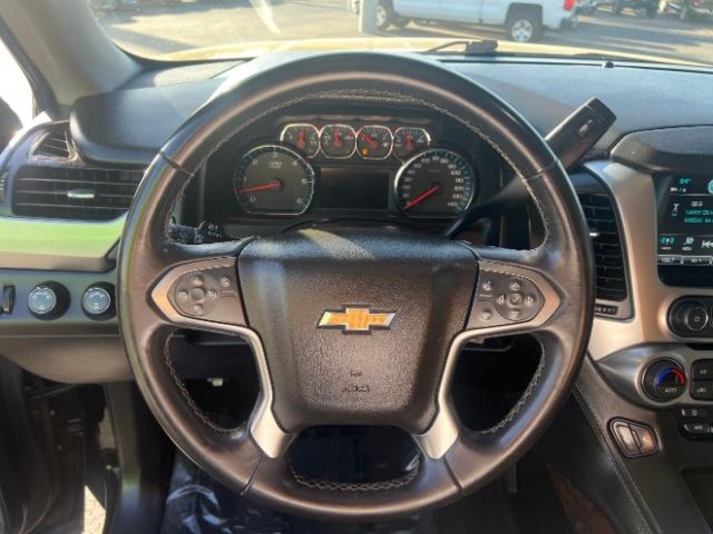 2018 Black /Jet Black/Dark Ash Chevrolet Suburban LT (1GNSKHKCXJR) with an EcoTec3 5.3L V-8 gasoline direct injection engine, Automatic transmission, located at 1865 East Red Hills Pkwy, St. George, 84770, (435) 628-0023, 37.120850, -113.543640 - We specialize in helping ALL people get the best financing available. No matter your credit score, good, bad or none we can get you an amazing rate. Had a bankruptcy, divorce, or repossessions? We give you the green light to get your credit back on the road. Low down and affordable payments that fit - Photo#15