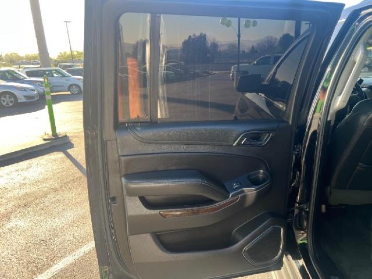 2018 Black /Jet Black/Dark Ash Chevrolet Suburban LT (1GNSKHKCXJR) with an EcoTec3 5.3L V-8 gasoline direct injection engine, Automatic transmission, located at 1865 East Red Hills Pkwy, St. George, 84770, (435) 628-0023, 37.120850, -113.543640 - We specialize in helping ALL people get the best financing available. No matter your credit score, good, bad or none we can get you an amazing rate. Had a bankruptcy, divorce, or repossessions? We give you the green light to get your credit back on the road. Low down and affordable payments that fit - Photo#20