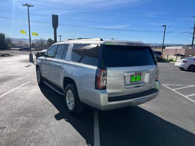 2019 Quicksilver Metallic /Jet Black GMC Yukon XL SLT (1GKS2GKCXKR) , Automatic transmission, located at 1865 East Red Hills Pkwy, St. George, 84770, (435) 628-0023, 37.120850, -113.543640 - We specialize in helping ALL people get the best financing available. No matter your credit score, good, bad or none we can get you an amazing rate. Had a bankruptcy, divorce, or repossessions? We give you the green light to get your credit back on the road. Low down and affordable payments that fit - Photo#2