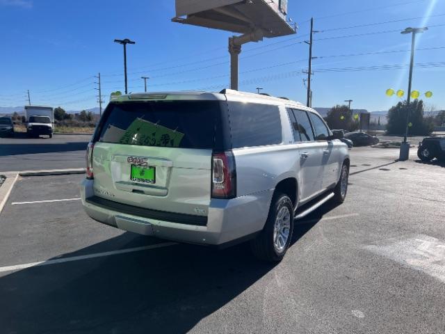 2019 Quicksilver Metallic /Jet Black GMC Yukon XL SLT (1GKS2GKCXKR) , Automatic transmission, located at 1865 East Red Hills Pkwy, St. George, 84770, (435) 628-0023, 37.120850, -113.543640 - We specialize in helping ALL people get the best financing available. No matter your credit score, good, bad or none we can get you an amazing rate. Had a bankruptcy, divorce, or repossessions? We give you the green light to get your credit back on the road. Low down and affordable payments that fit - Photo#6