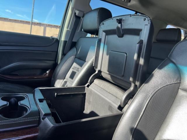 2019 Quicksilver Metallic /Jet Black GMC Yukon XL SLT (1GKS2GKCXKR) , Automatic transmission, located at 1865 East Red Hills Pkwy, St. George, 84770, (435) 628-0023, 37.120850, -113.543640 - We specialize in helping ALL people get the best financing available. No matter your credit score, good, bad or none we can get you an amazing rate. Had a bankruptcy, divorce, or repossessions? We give you the green light to get your credit back on the road. Low down and affordable payments that fit - Photo#17